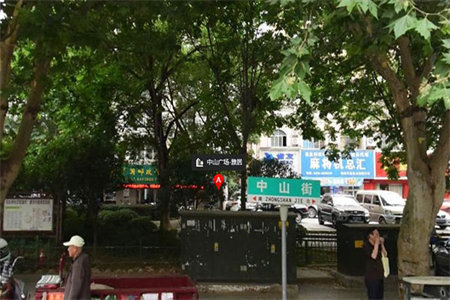 张家湾社区3室2厅1卫38万106m2简装出售